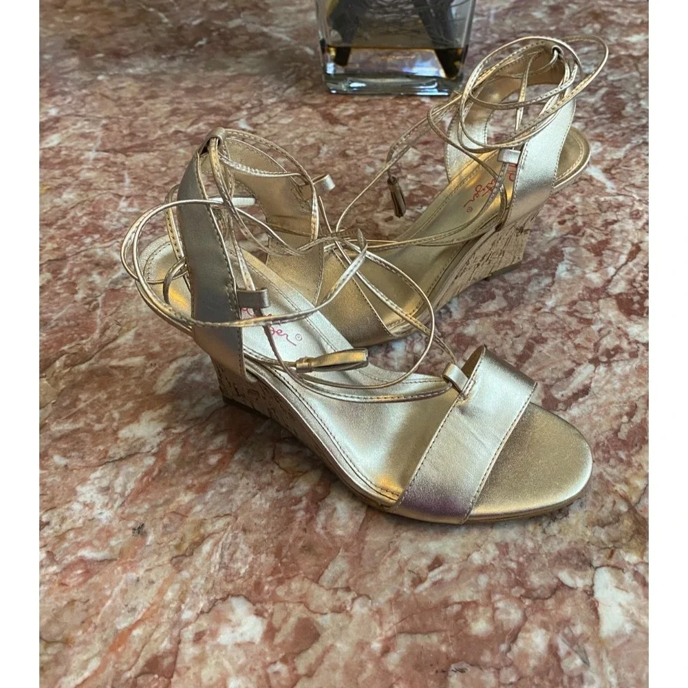 New Lilly Pulitzer Aria Gold Leather Cork Wedge Lace Up Heel Sandals Sz 6M, $198